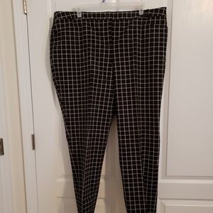 NWOT Lane Bryant black & white Grid plaid pants